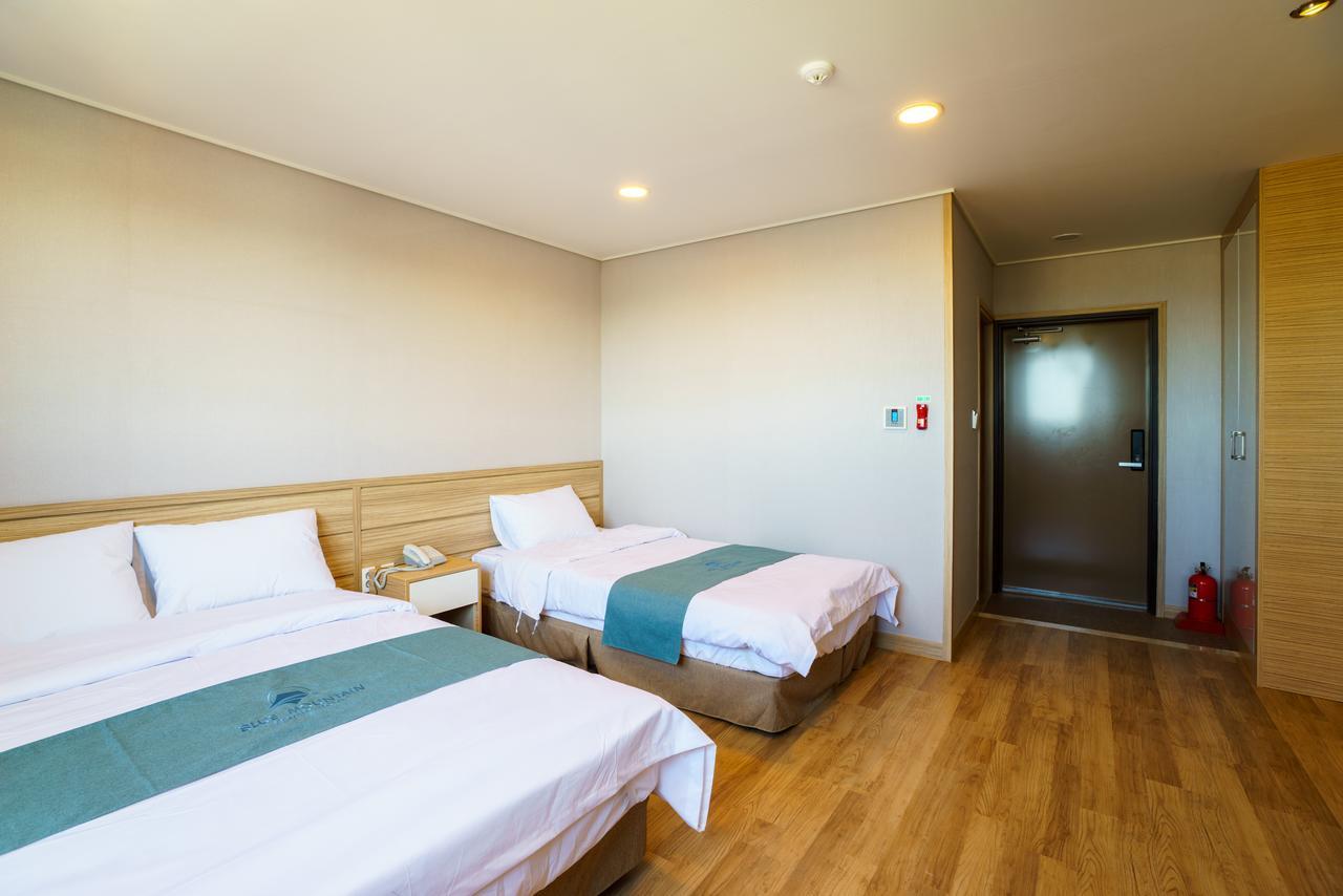 Blue Mountain Hotel Songsan-ni Екстериор снимка
