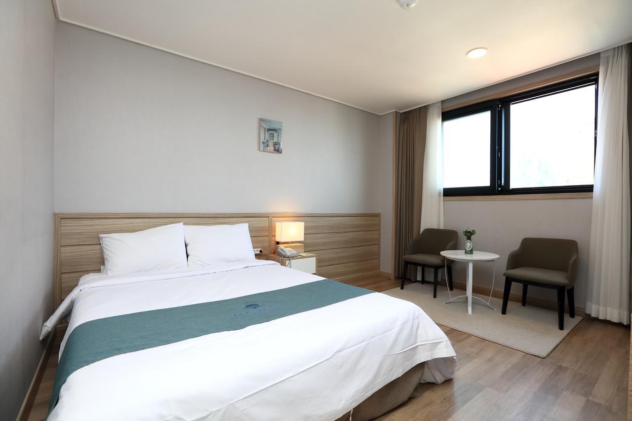 Blue Mountain Hotel Songsan-ni Екстериор снимка