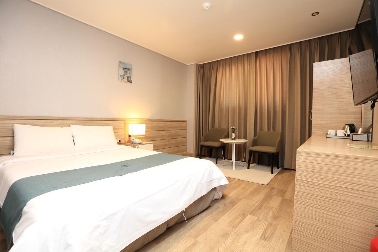 Blue Mountain Hotel Songsan-ni Екстериор снимка