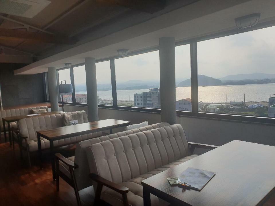 Blue Mountain Hotel Songsan-ni Екстериор снимка